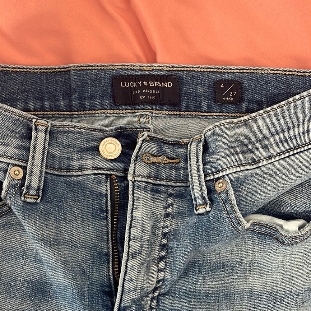 Lucky jeans